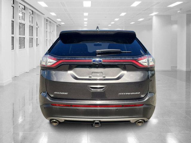 Photo of 2016 MAGNETIC METALLIC Ford Edge