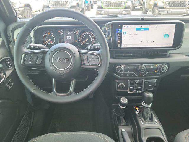 Photo of 2025 Anvil Clearcoat Jeep Wrangler