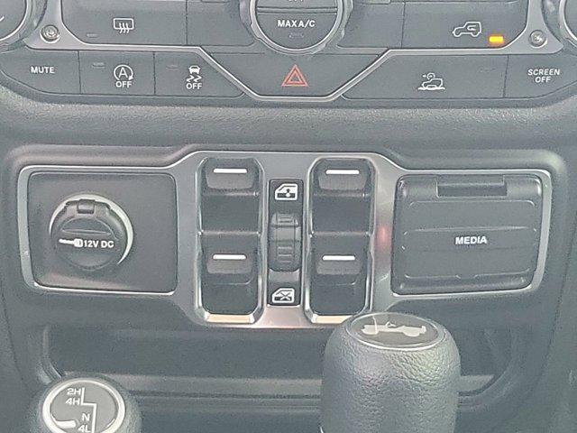 Photo of 2025 Anvil Clearcoat Jeep Wrangler
