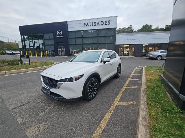 Photo of 2023 Rhodium White Metallic Mazda CX-5