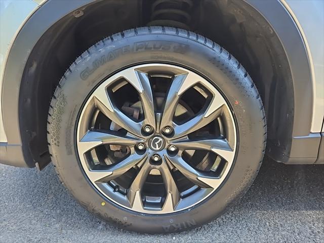 Photo of 2016 Sonic Silver Metallic Mazda CX-5
