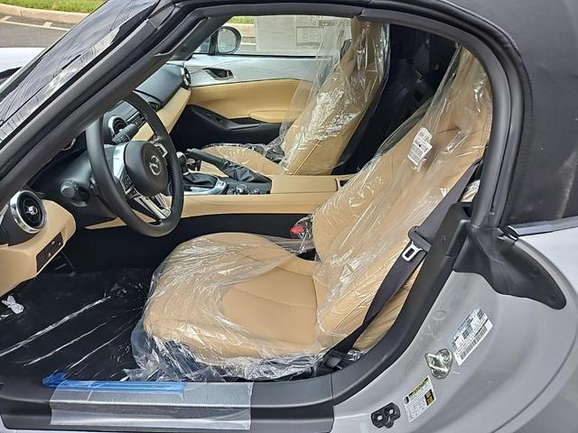 Photo of 2025 Aero Gray Metallic Mazda MX-5 Miata