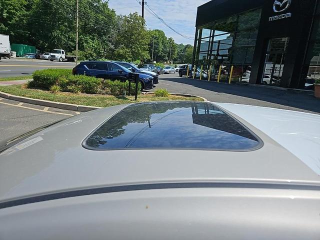 Photo of 2025 Platinum Quartz Metallic Mazda Mazda3