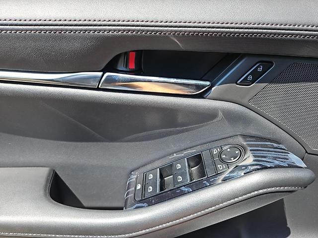 Photo of 2025 Platinum Quartz Metallic Mazda Mazda3