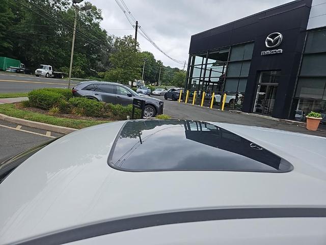Photo of 2025 Rhodium White Metallic Mazda CX-5