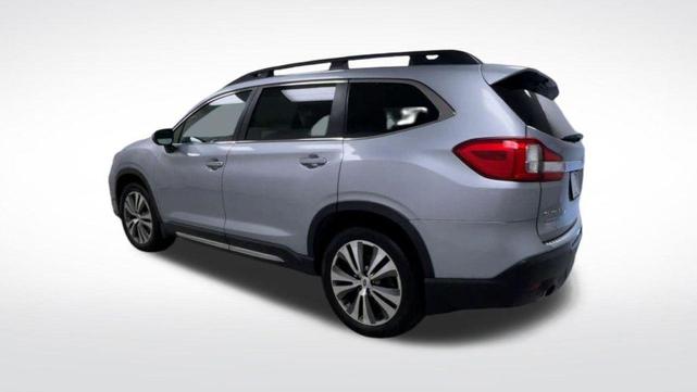 Photo of 2022 Ice Silver Metallic Subaru Ascent