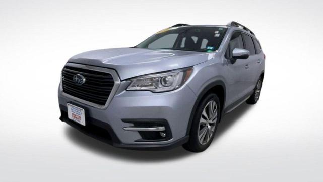 Photo of 2022 Ice Silver Metallic Subaru Ascent