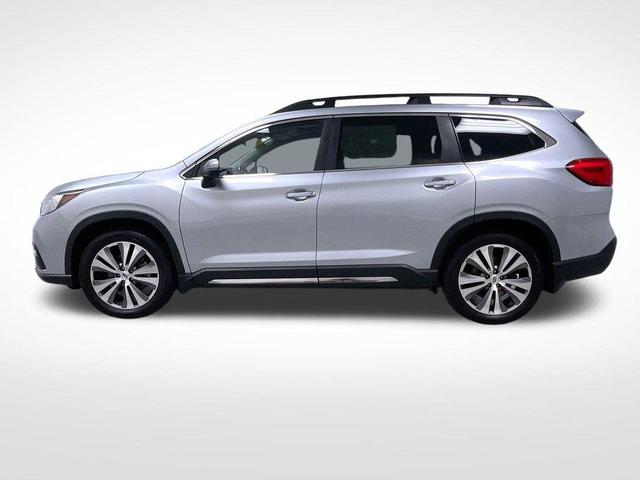 Photo of 2022 Ice Silver Metallic Subaru Ascent