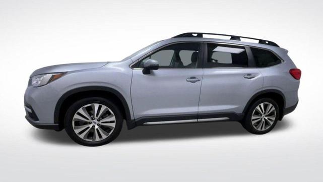 Photo of 2022 Ice Silver Metallic Subaru Ascent