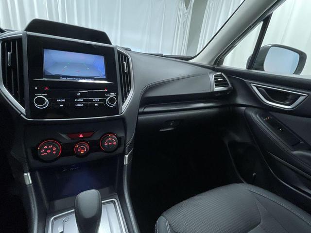 Photo of 2021 Ice Silver Metallic Subaru Forester