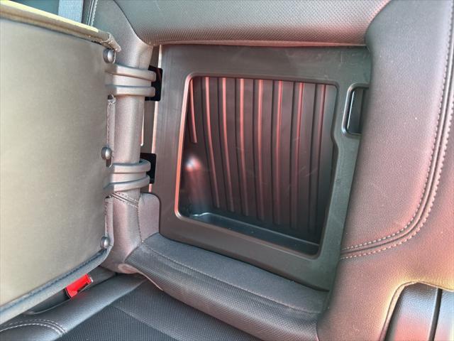 Photo of 2024 Summit White Chevrolet Silverado 2500