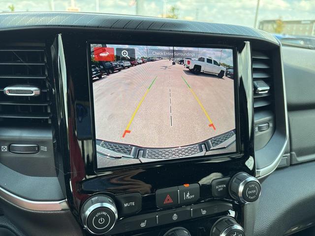 Photo of 2025 Diamond Black Crystal Pearlcoat RAM 1500