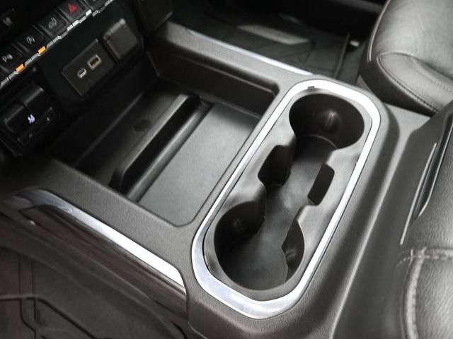 Photo of 2021 Summit White Chevrolet Silverado 1500