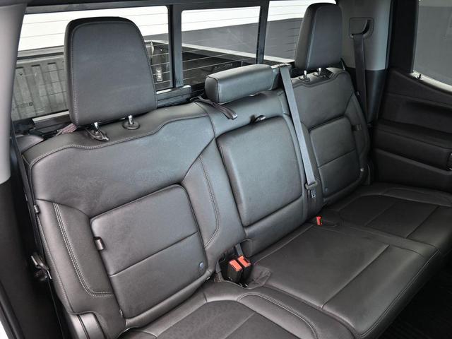 Photo of 2021 Summit White Chevrolet Silverado 1500