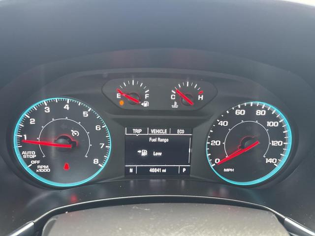 Photo of 2021 Silver Ice Metallic Chevrolet Equinox