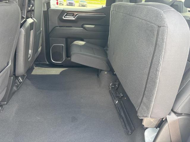 Photo of 2024 Summit White Chevrolet Silverado 1500