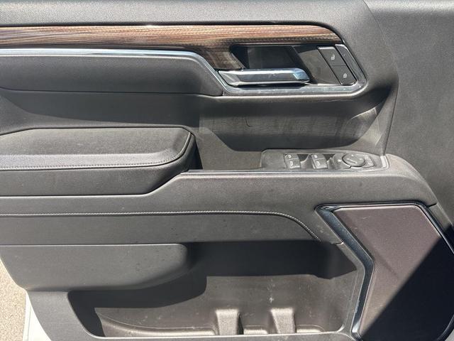 Photo of 2024 Summit White Chevrolet Silverado 1500