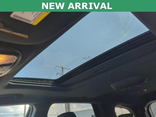 Photo of 2022 White Knuckle Clearcoat Dodge Durango