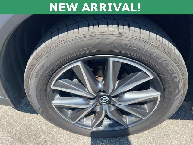 Photo of 2018 Deep Crystal Blue Mica Mazda CX-5