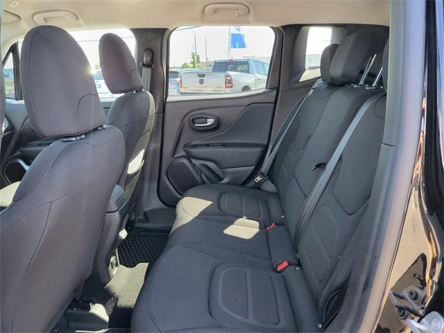 Photo of 2022 Black Clearcoat Jeep Renegade