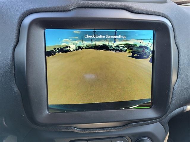 Photo of 2022 Black Clearcoat Jeep Renegade