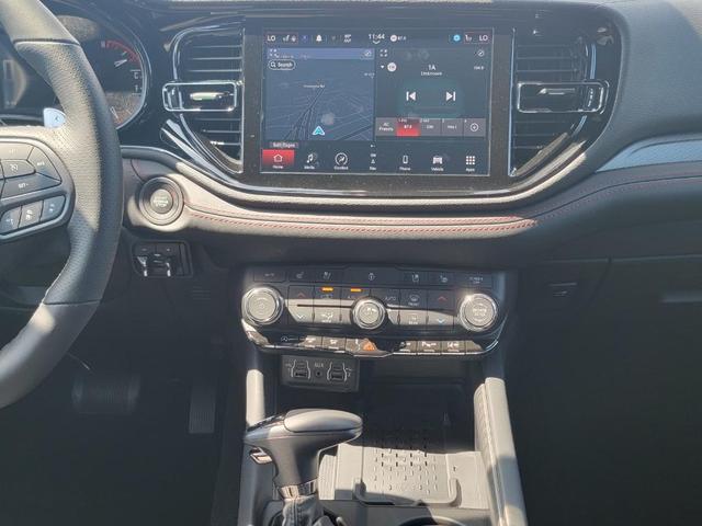 Photo of 2025 Destroyer Gray Clearcoat Dodge Durango