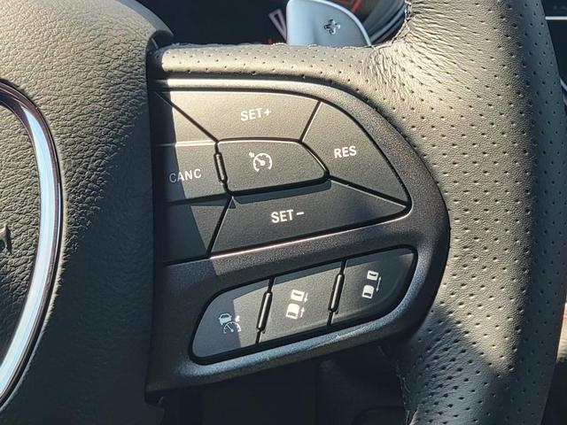 Photo of 2025 Destroyer Gray Clearcoat Dodge Durango