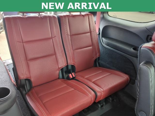 Photo of 2022 DB Black Crystal Clearcoat Dodge Durango