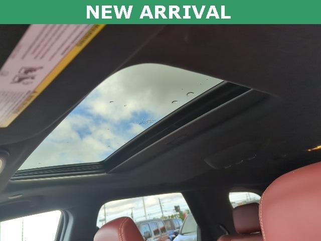 Photo of 2022 DB Black Crystal Clearcoat Dodge Durango