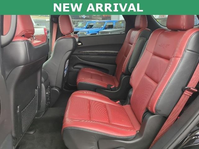 Photo of 2022 DB Black Crystal Clearcoat Dodge Durango