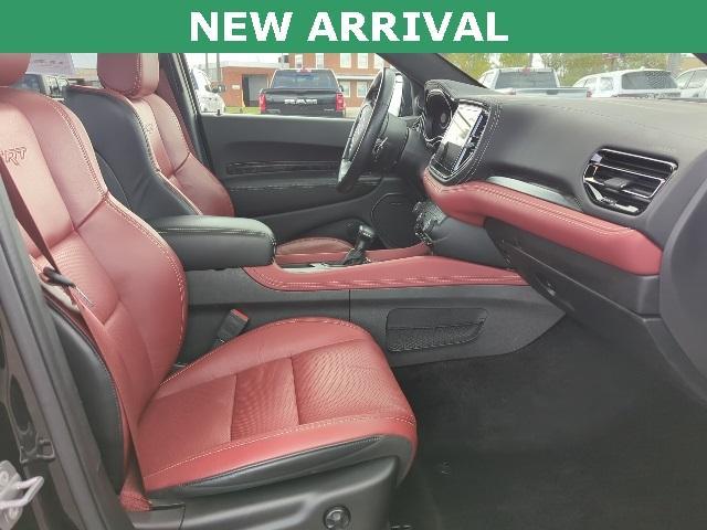 Photo of 2022 DB Black Crystal Clearcoat Dodge Durango