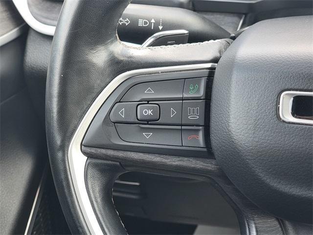 Photo of 2021 Diamond Black Jeep Grand Cherokee L