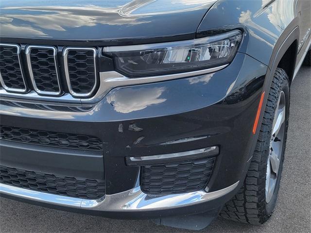 Photo of 2021 Diamond Black Jeep Grand Cherokee L