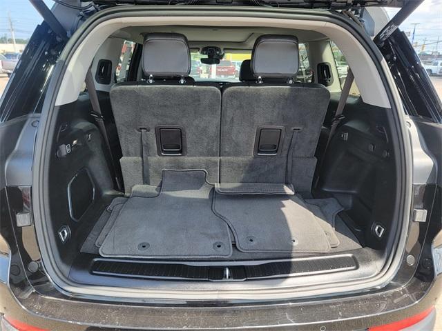 Photo of 2021 Diamond Black Jeep Grand Cherokee L