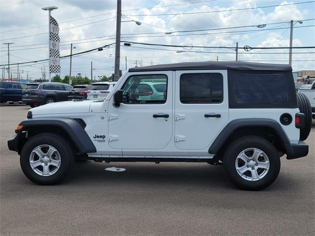 Photo of 2021 Bright White Clearcoat Jeep Wrangler Unlimited