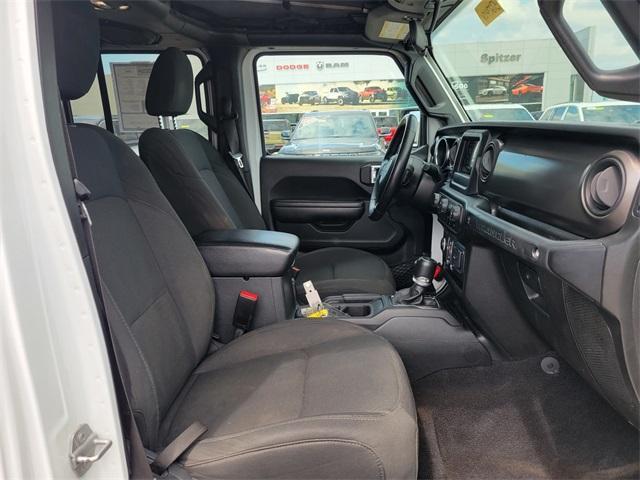 Photo of 2021 Bright White Clearcoat Jeep Wrangler Unlimited