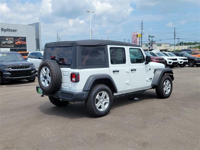 Photo of 2021 Bright White Clearcoat Jeep Wrangler Unlimited