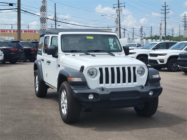 Photo of 2021 Bright White Clearcoat Jeep Wrangler Unlimited