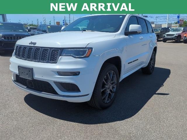 Photo of 2020 Bright White Clearcoat Jeep Grand Cherokee