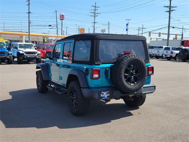 Photo of 2020 Bikini Pearlcoat Jeep Wrangler Unlimited