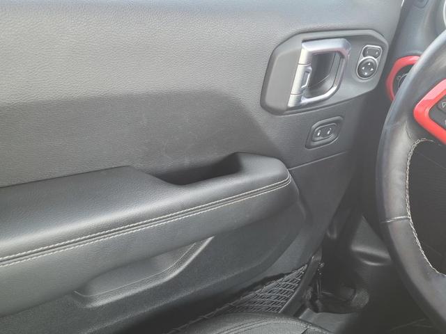 Photo of 2020 Black Clearcoat Jeep Wrangler Unlimited