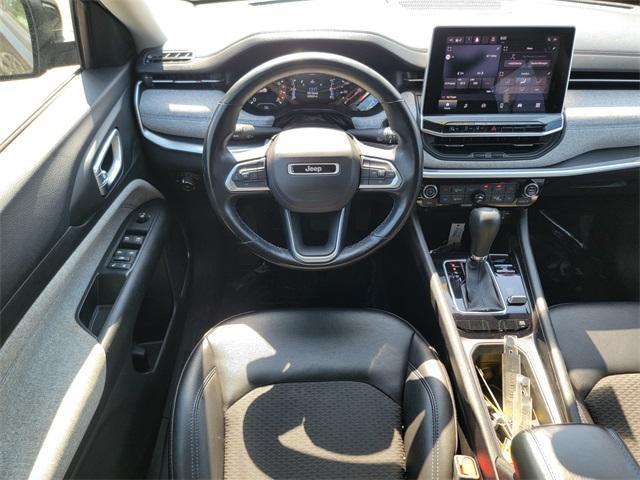 Photo of 2022 Diamond Black Jeep Compass