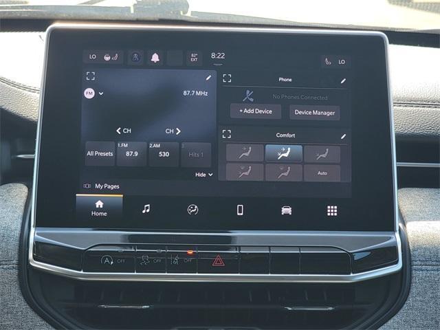 Photo of 2022 Diamond Black Jeep Compass