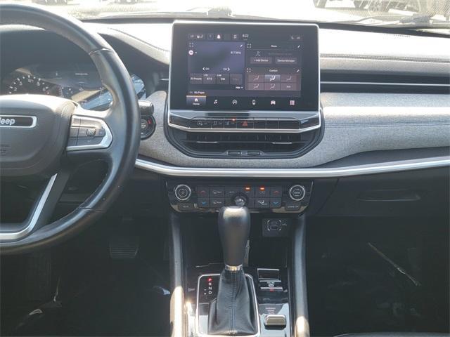 Photo of 2022 Diamond Black Jeep Compass