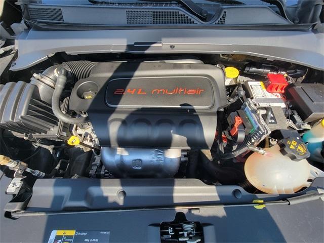 Photo of 2022 Diamond Black Jeep Compass