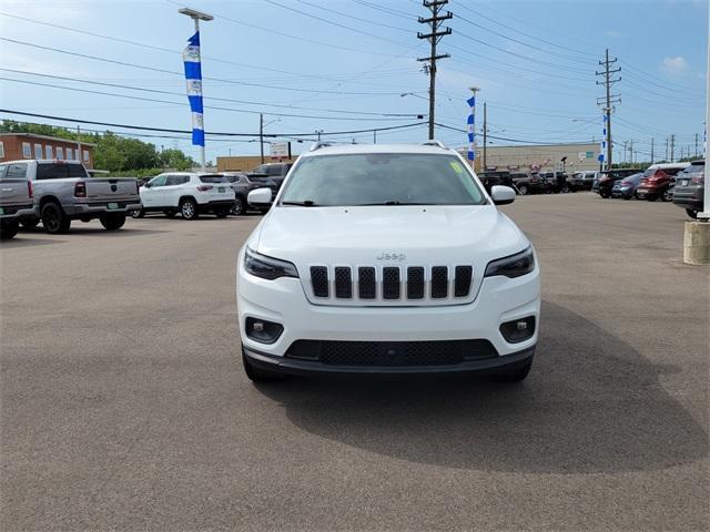 Photo of 2021 Bright White Clearcoat Jeep Cherokee