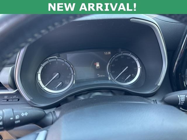 Photo of 2022 Celestial Silver Metallic Toyota Highlander