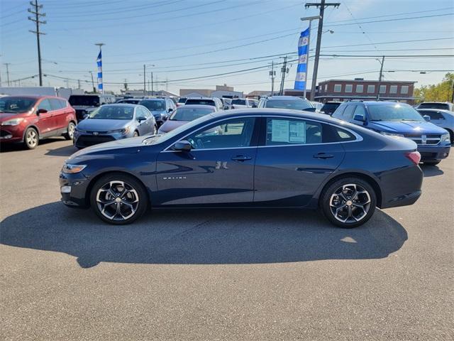 Photo of 2022 Northsky Blue Metallic Chevrolet Malibu