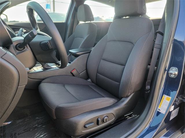 Photo of 2022 Northsky Blue Metallic Chevrolet Malibu