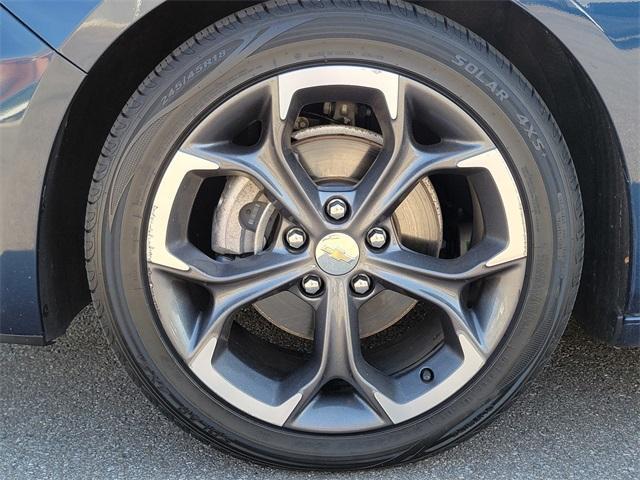 Photo of 2022 Northsky Blue Metallic Chevrolet Malibu